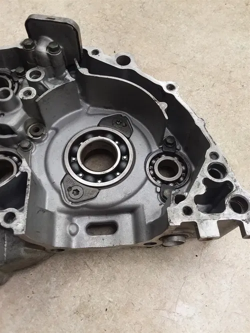 Yamaha YZ250F Engine Right Crankcase 2004 #30 ANX ARP E18