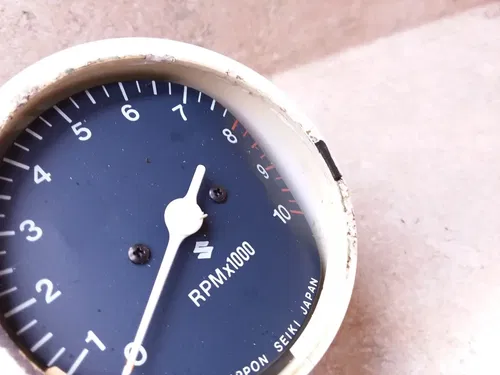 Suzuki 380 GT GT380 Sebring Tachometer Meter Works Damage Vintage 1975 ANX-C5