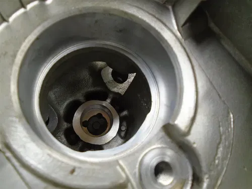 Yamaha 700 XV VIRAGO XV700 1984 Engine Front Cylinder Head YB305