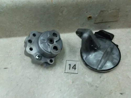 Yamaha 600 TT600 Engine Oil Pump 1984 #14 ANX B213
