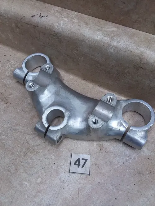 Suzuki 400 TM TM400 CYCLONE NOS Never Used Top Triple Clamp 1971 1972 47 ARP E27