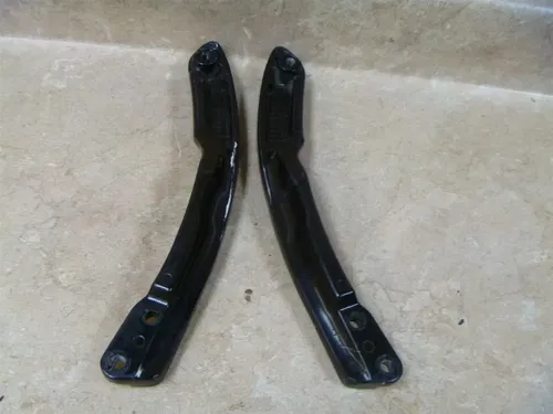 Yamaha 700 XV VIRAGO XV700-SS Used Rear Frame Sissy Bar Rails Set 1986 YB98