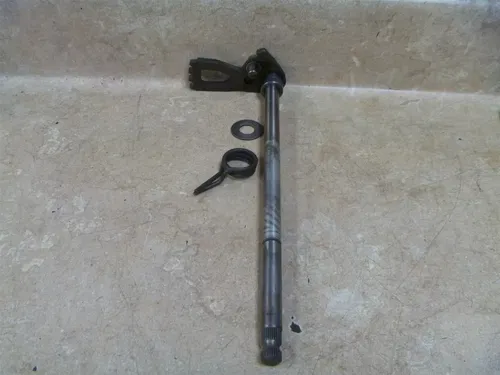 Yamaha 750 XS STANDARD XS750-2D Used Engine Shift Shaft 1977 YB88