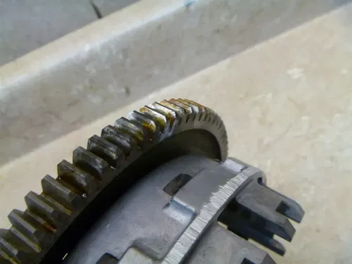 Kawasaki 750 ZX NINJA ZX7 ZX750-H2 Used Engine Clutch Basket 1989 SM174