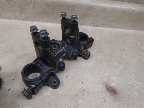 Yamaha 200 XT XT200 Used Top Triple Clamp 1982 YB127