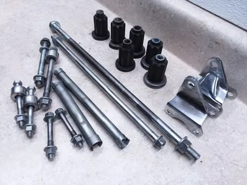 Yamaha 1100 Maxim XJ1100 Motor Mount Bolt Hardware Bracket Lot 1982 ANX-C40 PJ