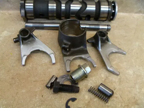 Kawasaki ZR7 ZR750 ZR 750 F Used Engine Shift Drum & Forks 2000 KB61
