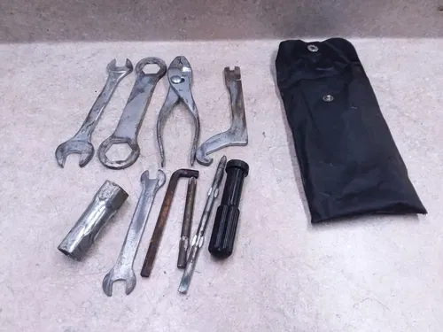 Yamaha 225 XT XT225 Tool Kit w/Bag & Tools OEM 2003 ANX-C45