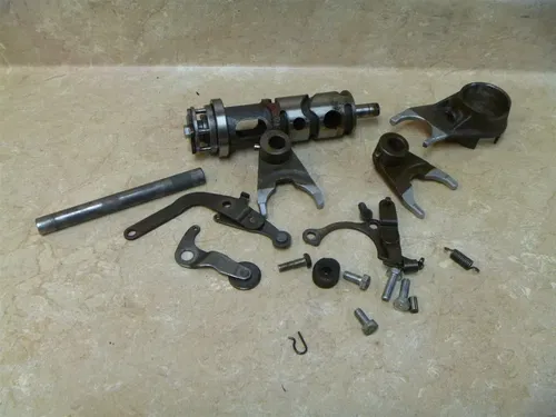 Honda 650 CB CUSTOM CB650-C Used Engine Shift Drum Forks 1981 #SM73