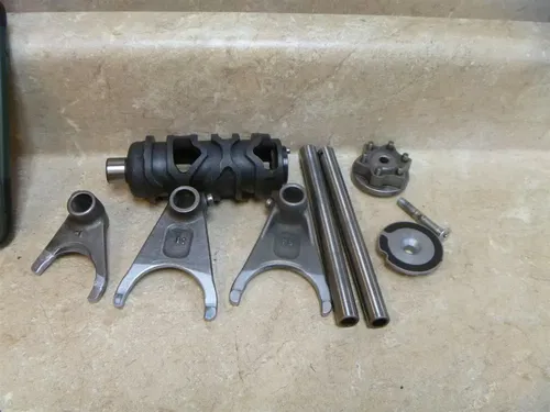 Kawasaki 750 ZX NINJA ZX750-F ZX750F Used Engine Shift Drum Forks 1989 SM180