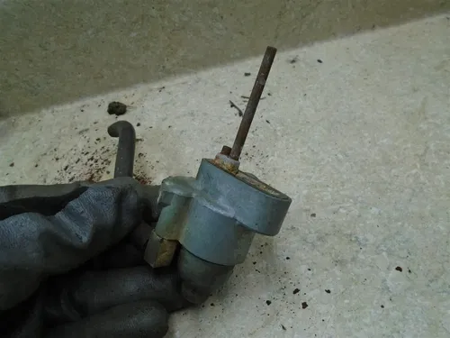 Honda 125 TL TRIALS TL125 Frozen Gas Fuel Tank Petcock Valve 1973 HB484 GP