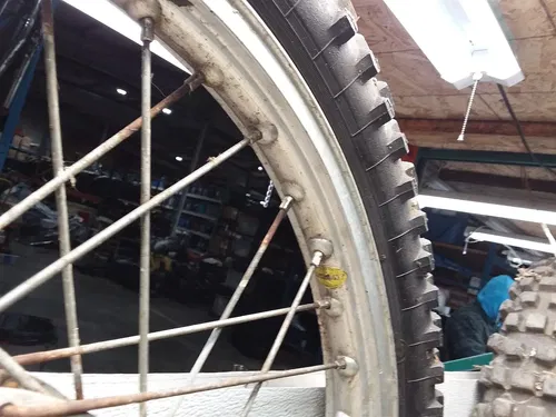 Husqvarna 250 WR250 HUSKY AKRONT ME-6278 Front Wheel Rim 1976 ANX B215