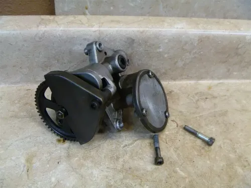 Yamaha 1100 XS SPECIAL XS1100 Used Engine Oil Pump 1981 YB93