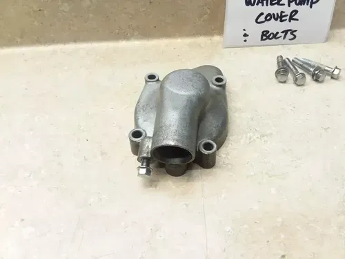 1988 Kawasaki VN 1500 Vulcan VN1500-A2 Engine Water Pump Cover Housing PJ-11