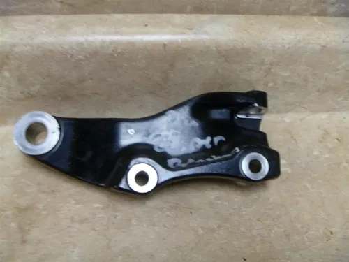 Yamaha 1100 XVS V-STAR CUSTOM XVS1100 Used Rear Brake Caliper Bracket 2001 YB105