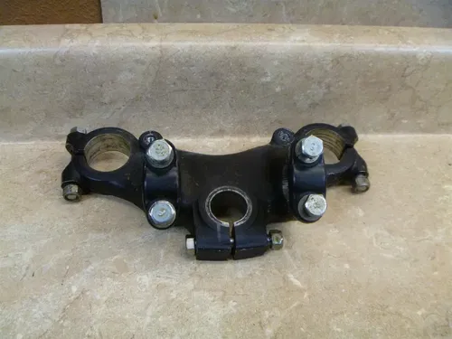 Yamaha 250 DT DT250-D ENDURO Used Top Triple Clamp 1977 YB117