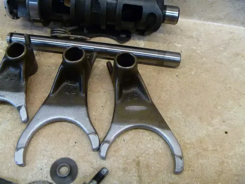 Kawasaki 1000 ZG CONCOURS ZG1000 Used Engine Shift Drum Forks 1997 KB66