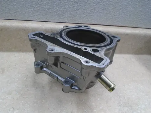 Suzuki 650 SV SV650-S SV650S Used Engine Front Cylinder 2003 SB84