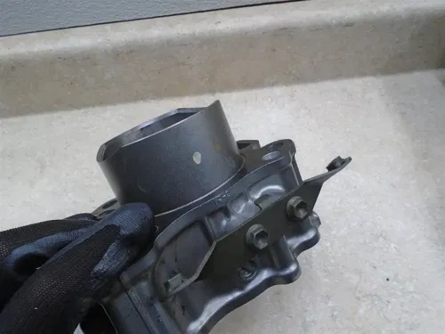 Suzuki 650 SV SV650-S SV650S Used Engine Front Cylinder 2003 SB84