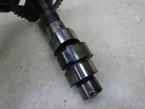 Honda 750 VT SHADOW VT750-C CLASSIC Engine Intake Camshaft 2000 HB245