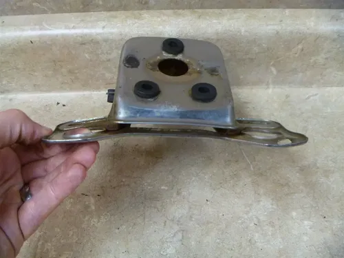 Honda 500 CX CUSTOM CX500-C Used Rear Tail Light Bracket1982 HB167