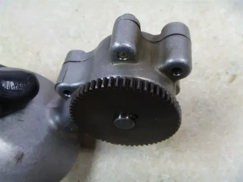 Kawasaki KZ650-D SR KZ650-SR KZ650SR Used Engine Oil Pump 1977 SM204