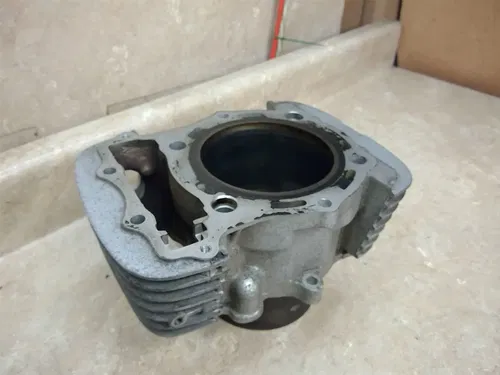 Kawasaki 1500 VN VULCAN VN1500 Engine Rear Cylinder 1993 KB87