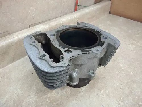 Kawasaki 1500 VN VULCAN VN1500 Engine Rear Cylinder 1993 KB87