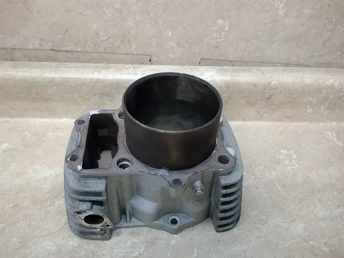 Kawasaki 1500 VN VULCAN VN1500 Engine Rear Cylinder 1993 KB87