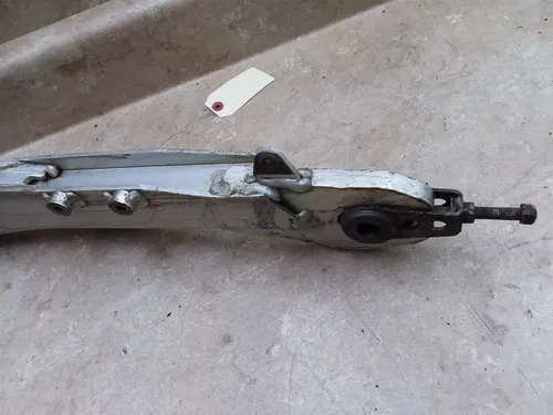 Suzuki RM400 RM250 1979 Aluminum Alloy Swingarm #104 ARP E-SHELF