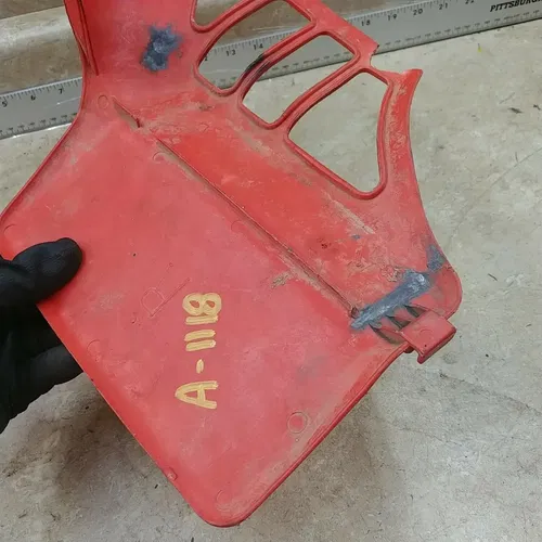 Honda 250R ATC ATC250-R Right Side Tank Radiator Cover Panel 1985 ANX #A-1118