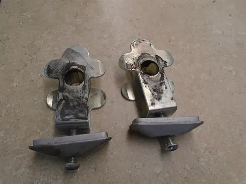 Suzuki 600 GSF BANDIT GSF600-S Used Rear Chain Adjusters 2002 SB74