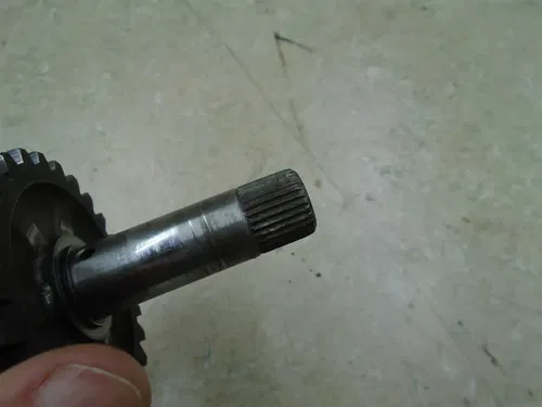 Suzuki 125 RM AHRMA RM125 Used Engine Kickstarter Spindle Shaft 1991 SB77