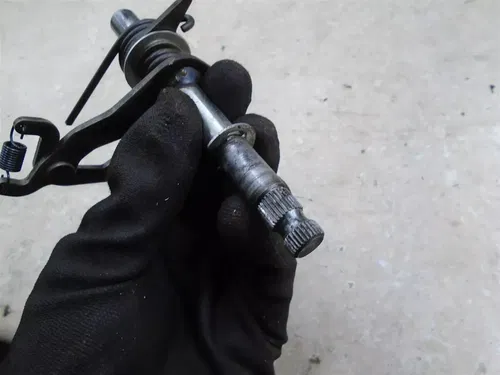 Yamaha 920 XV CHAIN DRIVE VIRAGO XV920-RH Engine Shift Shaft 1981 YB255