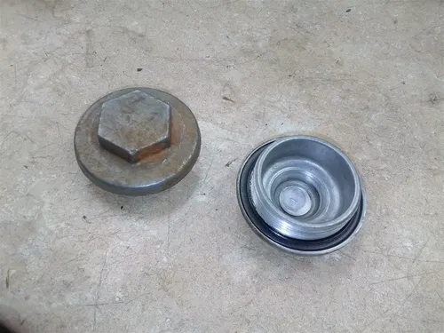 Honda 200 XR XR200-R Engine Cylinder Head Bolt Covers Caps 1990 B-136 ANX