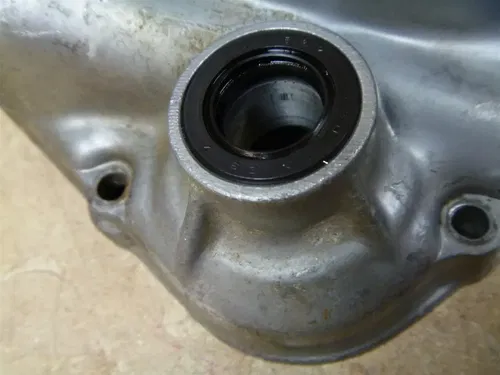 Honda 350 CL SCRAMBLER CL350-K1 Used Engine Clutch Cover 1969 #HB49 Vintage