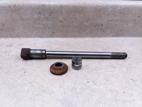 Suzuki Enduro 185 TS TS185 Front Wheel Axle 1972 ANX-C