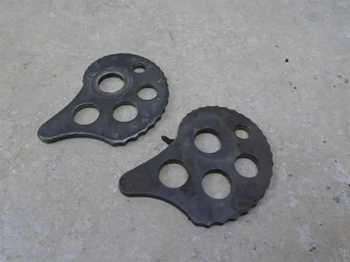 Yamaha 225 TT TT225 Used Rear Chain Adjusters 1987 YB140