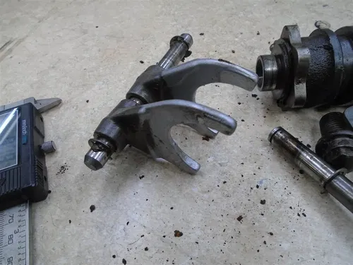 Yamaha 250 DT ENDURO DT250 Engine Shift Drum Forks 1978 SE YB236