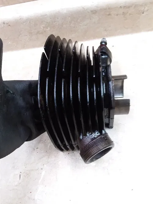 Yamaha 250 YDS2 Engine LEFT Cylinder Jug 56mm 1962 1963 Vintage ANX C17