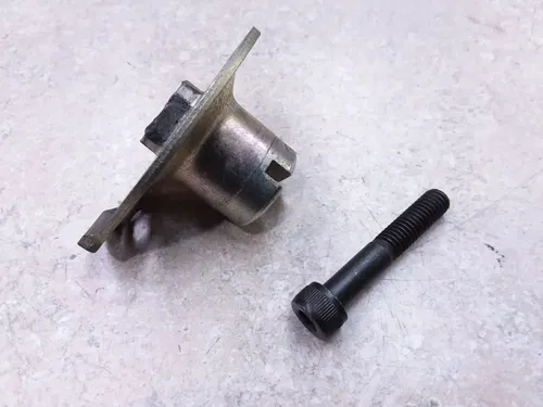 Yamaha 1100 Maxim XJ1100 Engine Pick-Up Coil Rotor & Bolt 1982 ANX-C40 PJ