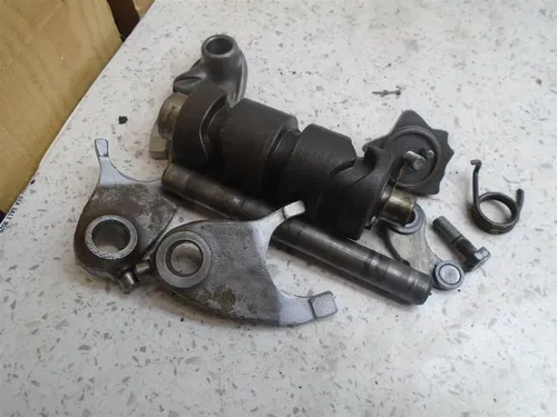 Honda 100 CL SCRAMBLER CL100-K2 Engine Shift Forks Drum 1972 HB439