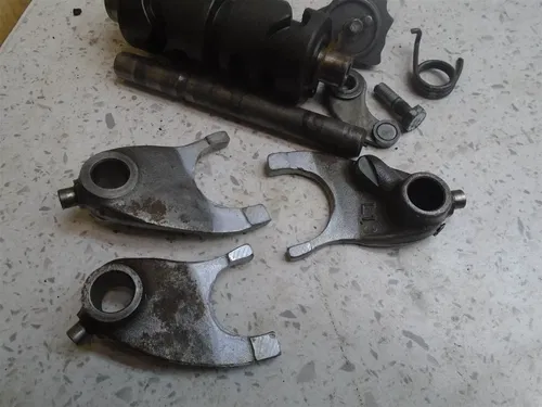Honda 100 CL SCRAMBLER CL100-K2 Engine Shift Forks Drum 1972 HB439