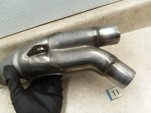 Yamaha YZF R1 Original Middle Exhaust Chamber 2004 2005 2006 5VY #11 ANX ARP E9