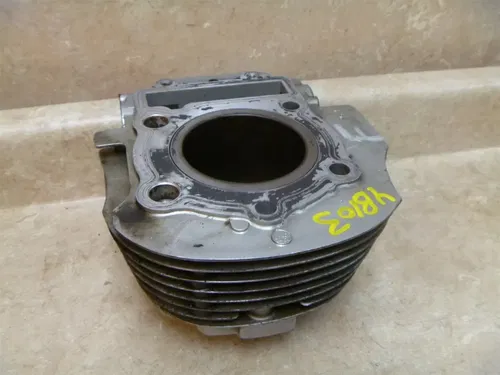 Yamaha 700 XV VIRAGO XV700 Used Engine Front Cylinder 1987 YB103