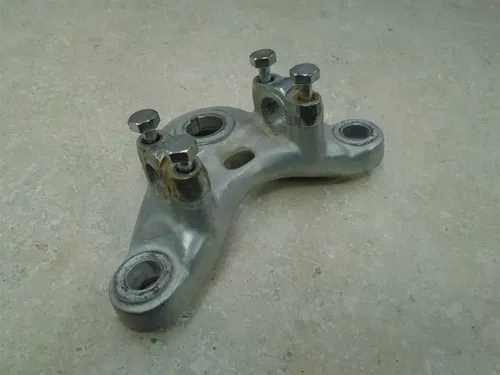 Honda 160 CL SCRAMBLER CL160 Used Top Triple Clamp & Mounts 1966 HB272