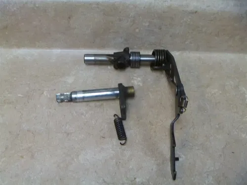 Honda 1100 GL ASPENCADE GOLDWING GL1100-A Used Engine Shift Shaft 1982 #HB81