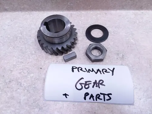 Yamaha R5 Twin 350 Engine Crank Primary Gear & Parts Vintage 1971 ANX-C8