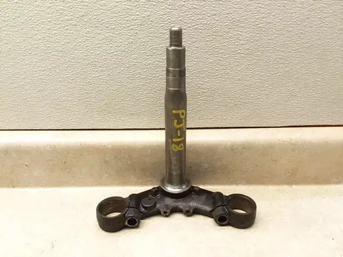 VTG 1974 Yamaha RD 350 RD350 Steering Stem Triple Tree Bridge Fork Clamp PJ-18