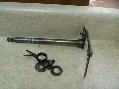 Yamaha 125 DT ENDURO DT125-A Used Engine Shift Shaft 1974 YB113